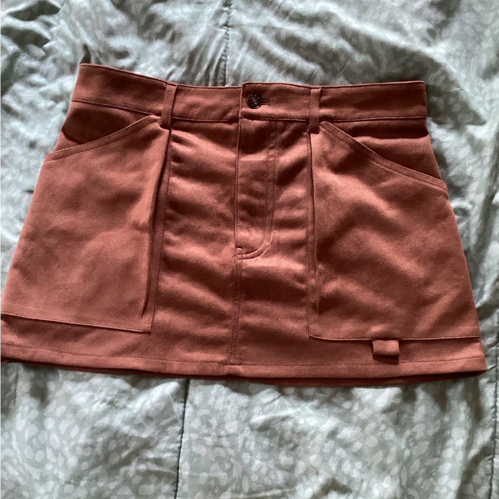 Elegant Tan Skirt
